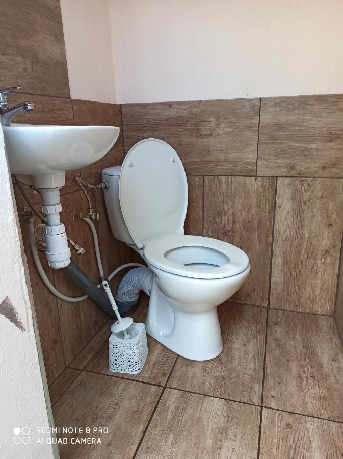 Pole U Mani Hotel Wizajny Ngoại thất bức ảnh